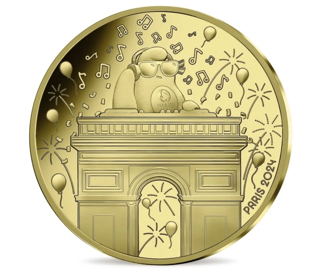 Фото Золотые монеты с мас