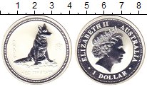 Волк на серебряной монете