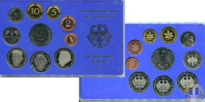 Продать Подарочные монеты ФРГ Монеты 1990 (чеканка Карлсруэ) 1990 