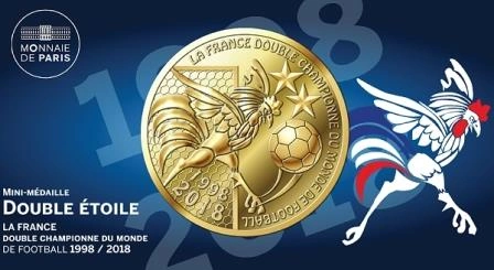Фото Франция посвятила по