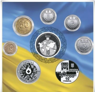 Фото Годовой набор монет 