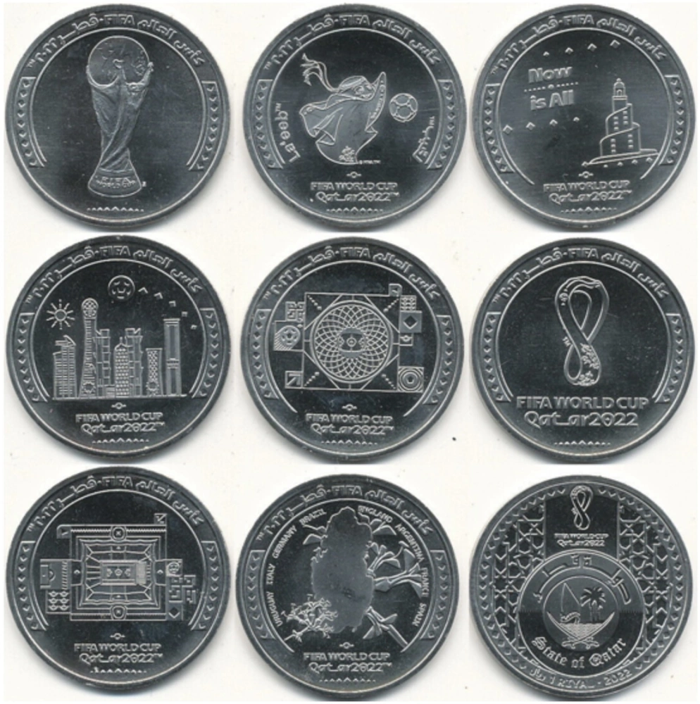 Фото 8 монет в честь ЧМ м