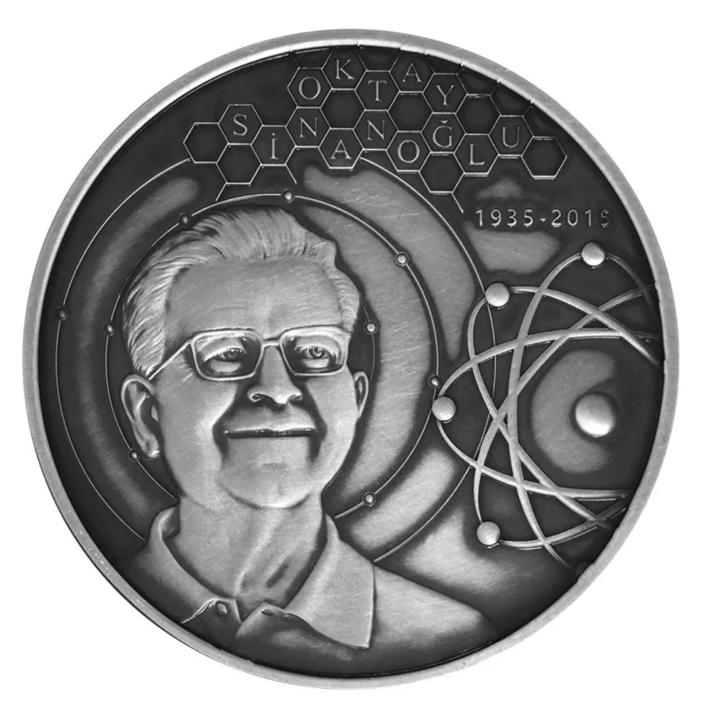 Фото Биофизик Октай Синан