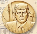 Читать новость нумизматики - Дональд Трамп – 45-й президент США – на бронзовых медалях 