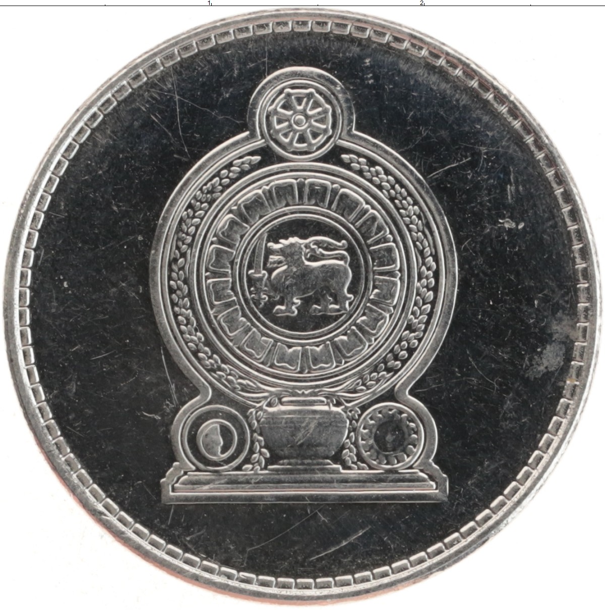 1 рупий шри. Шри-Ланка 1 рупия 1982 год. Шри-Ланка 2 рупии 2004 год. Sri Lanka монеты. Шри Ланка монета 1813 год слон.