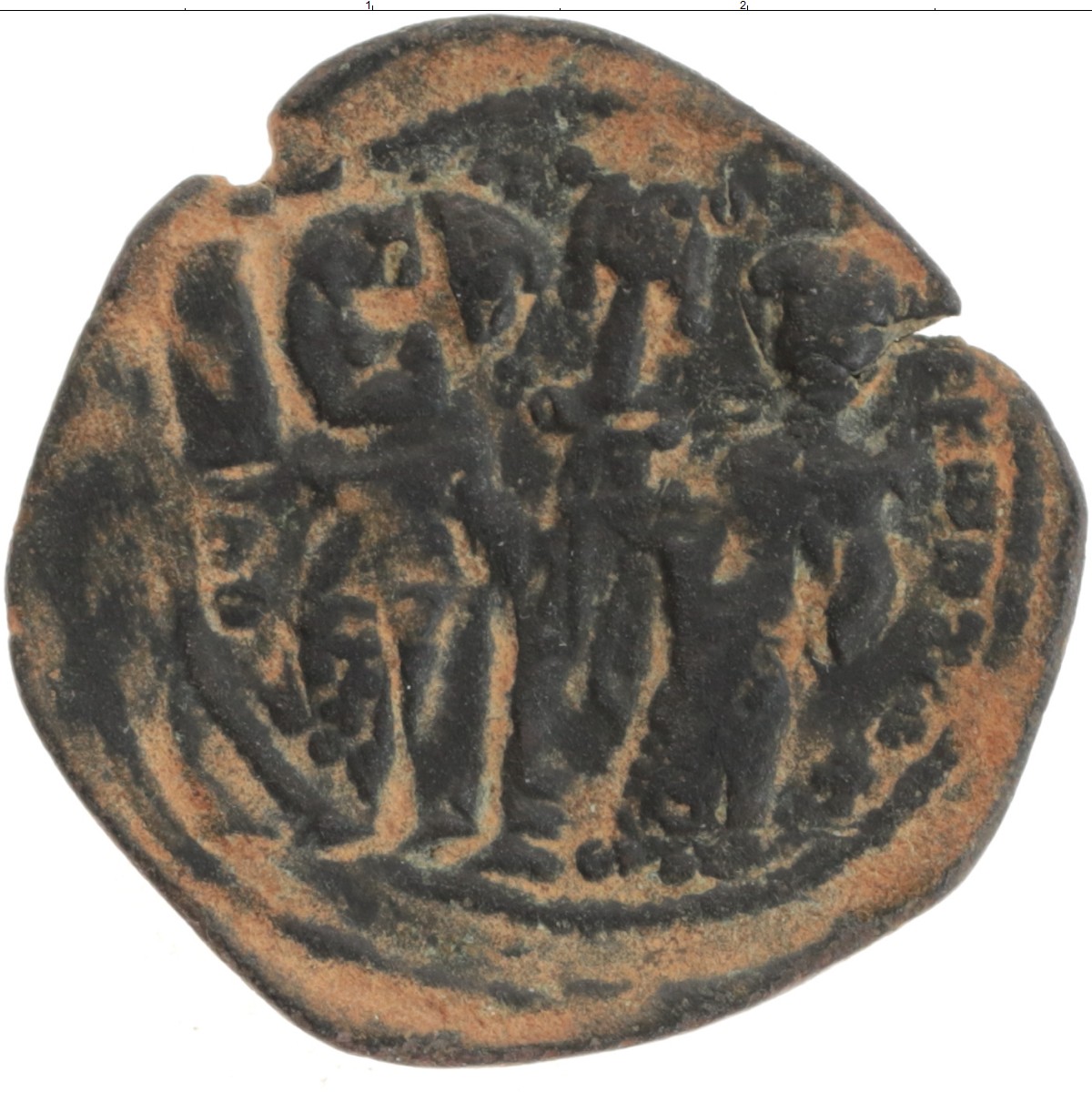 Бронзовая монета византии. Фоллис Византия. Монета фоллис Византия. Медная монета Византия 10-11 век.